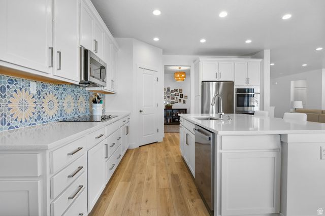 5420 N CLIFFROSE DR, Eagle Mountain, UT 84005