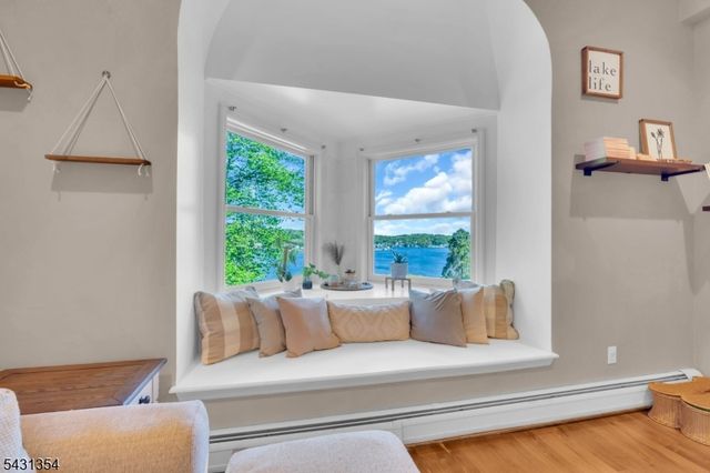 28 Sunset Ter 5, Mount Arlington Boro, NJ 07856