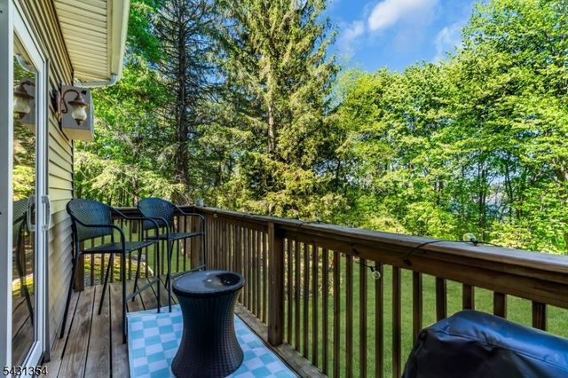 28 Sunset Ter 5, Mount Arlington Boro, NJ 07856