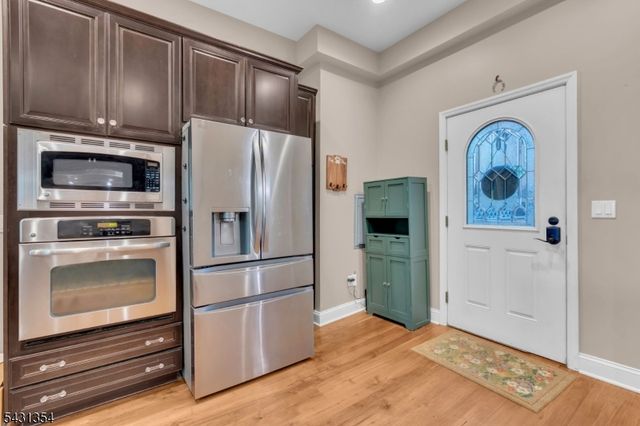 28 Sunset Ter 5, Mount Arlington Boro, NJ 07856