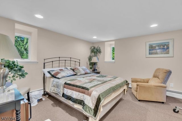 28 Sunset Ter 5, Mount Arlington Boro, NJ 07856