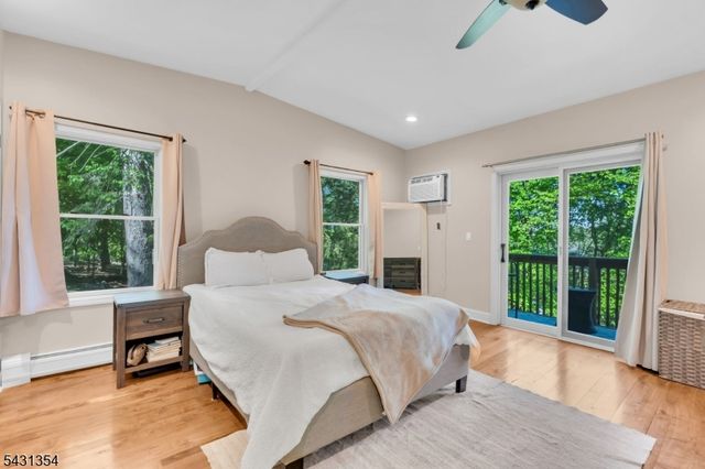 28 Sunset Ter 5, Mount Arlington Boro, NJ 07856