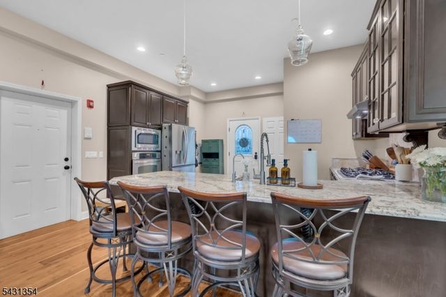 28 Sunset Ter 5, Mount Arlington Boro, NJ 07856