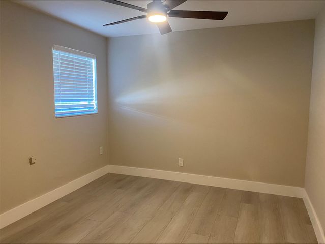 2717 SW 9th St A, Fort Lauderdale, FL 33312