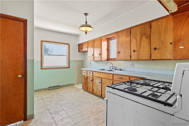 488 Mill Road, West Seneca, NY 14224