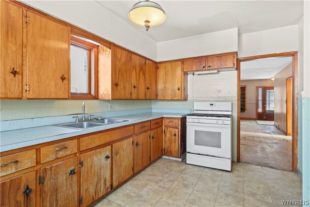 488 Mill Road, West Seneca, NY 14224