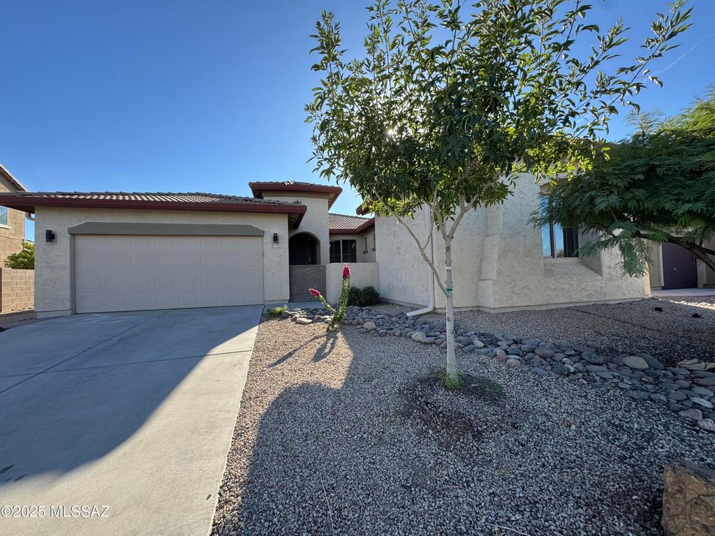12402 N Bufflehead Drive, Marana, AZ 85653