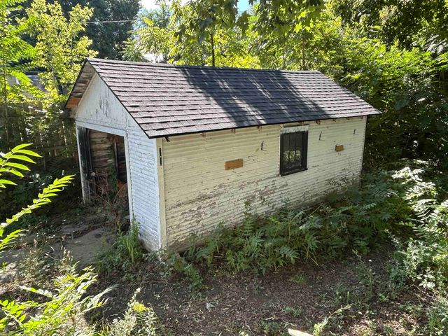 456 Leta Avenue, Flint, MI 48507