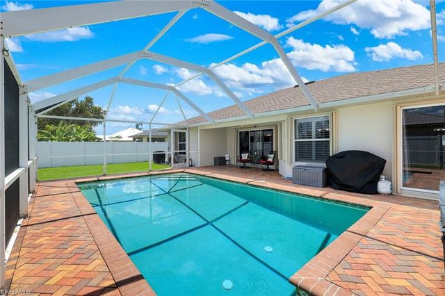 1815 NE 2nd PL, Cape Coral, FL 33909