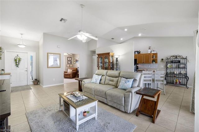 1815 NE 2nd PL, Cape Coral, FL 33909