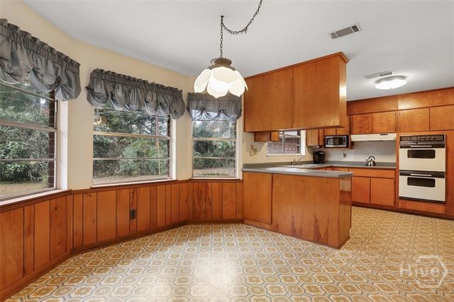 1405 Bellview Drive, Savannah, GA 31406