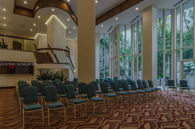 20281 E Country Club Dr 2403, Aventura, FL 33180