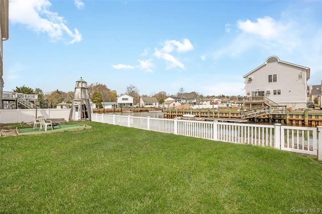 3729 Niami Street, Seaford, NY 11783