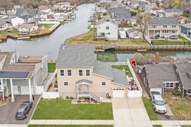 3729 Niami Street, Seaford, NY 11783