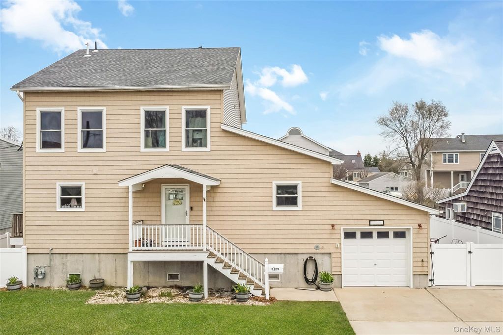 3729 Niami Street, Seaford, NY 11783