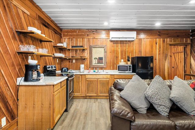 1922 Star Gap Road, Stanton, KY 40380