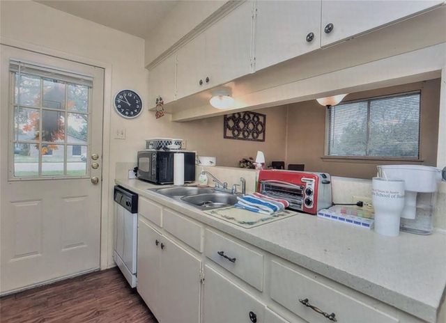 2404 Cottonwood DR A, Georgetown, TX 78628