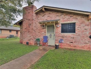 2404 Cottonwood DR A, Georgetown, TX 78628