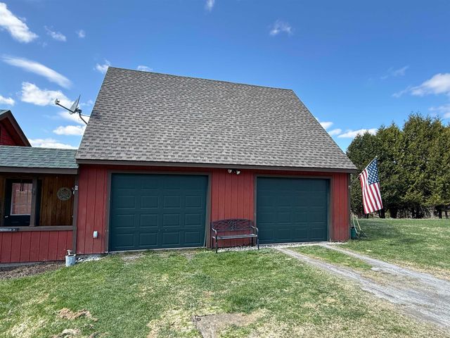 495 Lawrence Road, Waterford, VT 05819