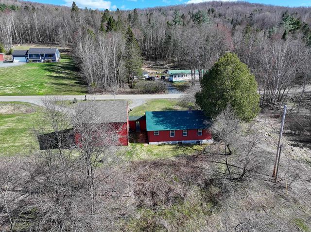 495 Lawrence Road, Waterford, VT 05819
