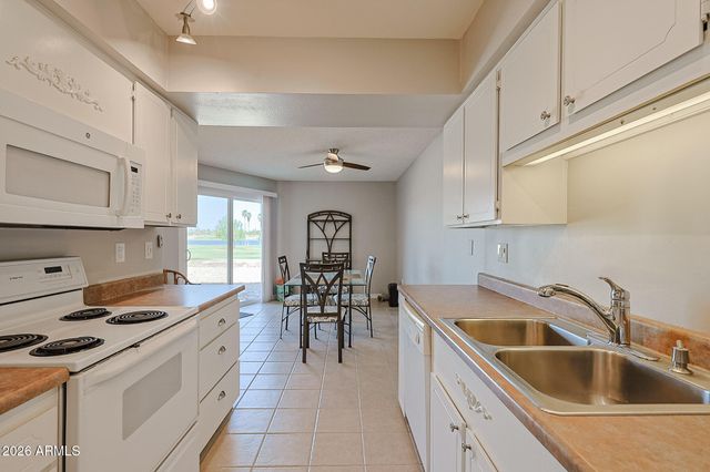 19430 N STAR RIDGE Drive, Sun City West, AZ 85375