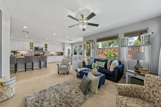 1115 Calle Oroblanco 3, Chula Vista, CA 91913