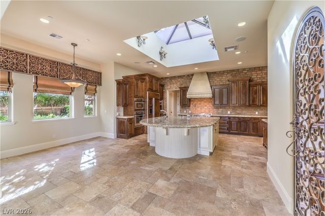 16 Anthem Pointe Court, Henderson, NV 89052