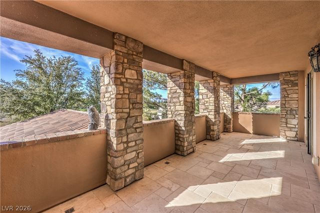 16 Anthem Pointe Court, Henderson, NV 89052