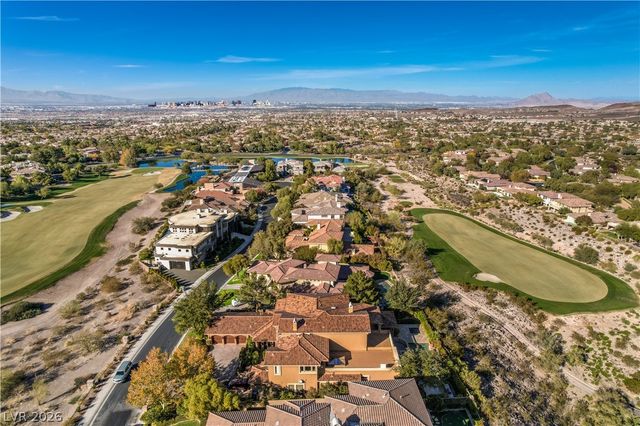 16 Anthem Pointe Court, Henderson, NV 89052
