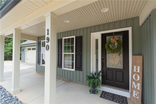 190 Old Pinnacle Hotel Road, Pinnacle, NC 27043