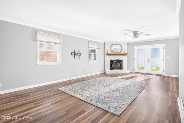 5111 Oaklawn Park Dr, Louisville, KY 40299