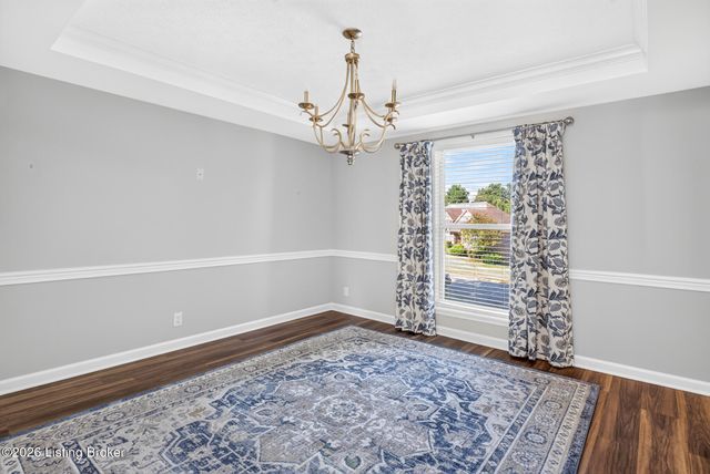 5111 Oaklawn Park Dr, Louisville, KY 40299