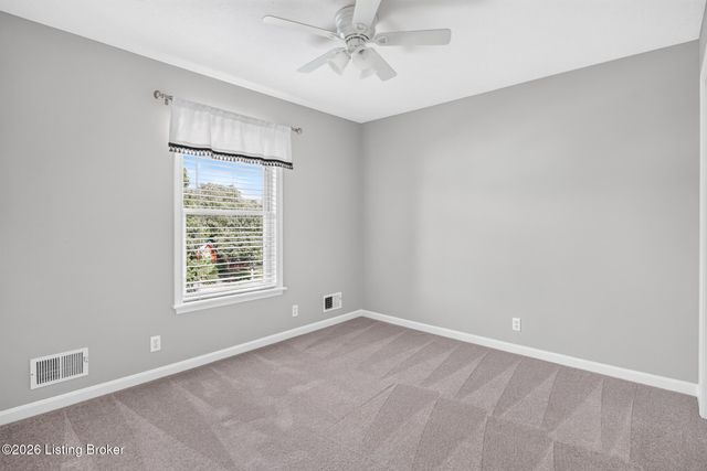 5111 Oaklawn Park Dr, Louisville, KY 40299