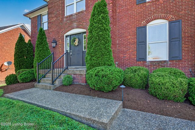 5111 Oaklawn Park Dr, Louisville, KY 40299