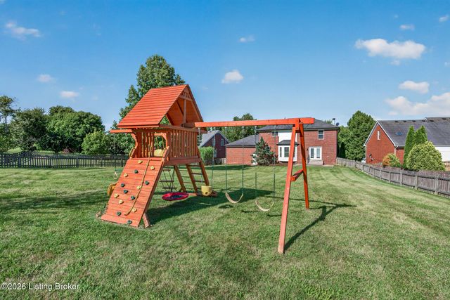 5111 Oaklawn Park Dr, Louisville, KY 40299