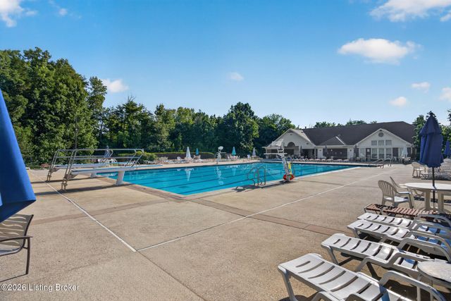 5111 Oaklawn Park Dr, Louisville, KY 40299