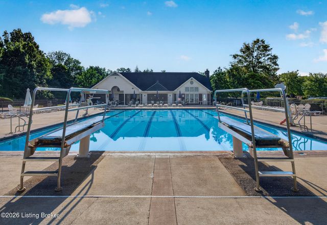 5111 Oaklawn Park Dr, Louisville, KY 40299