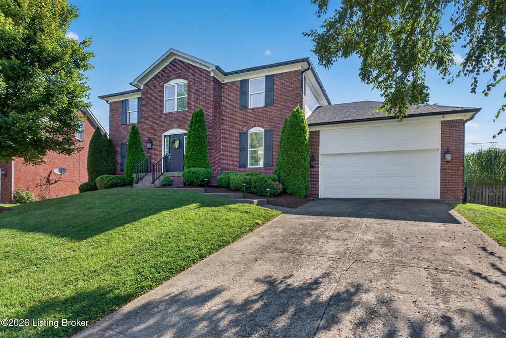5111 Oaklawn Park Dr, Louisville, KY 40299