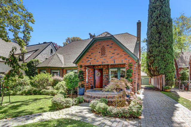 725 33rd Street, Sacramento, CA 95816