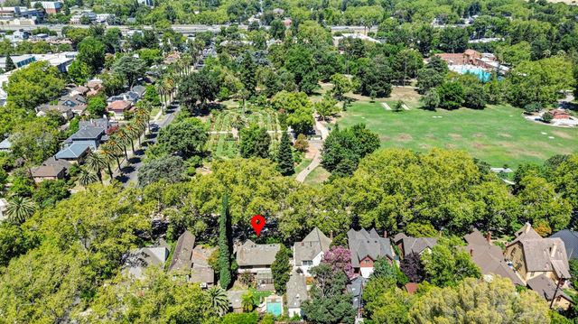 725 33rd Street, Sacramento, CA 95816