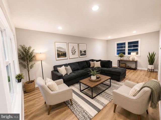 232 MAPLE DR, Browns Mills, NJ 08015
