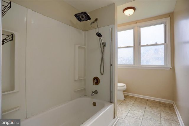 7606 AVONDALE AVE, Baltimore, MD 21224