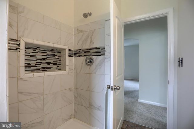 7606 AVONDALE AVE, Baltimore, MD 21224