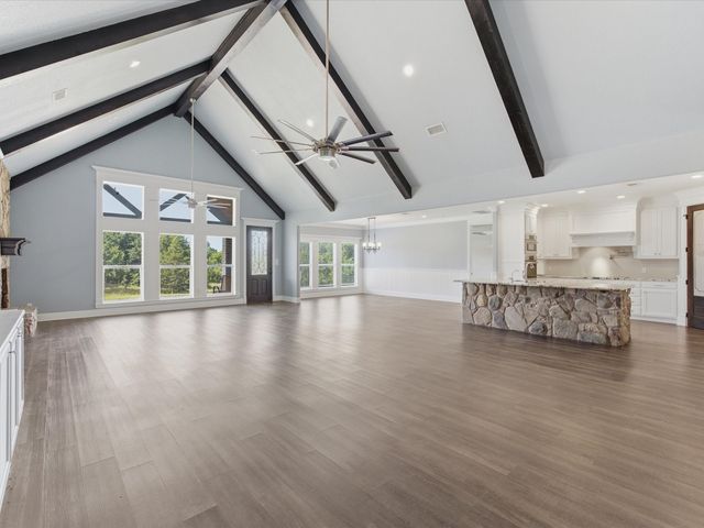910 County Road 1111, Decatur, TX 76234