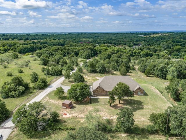 910 County Road 1111, Decatur, TX 76234