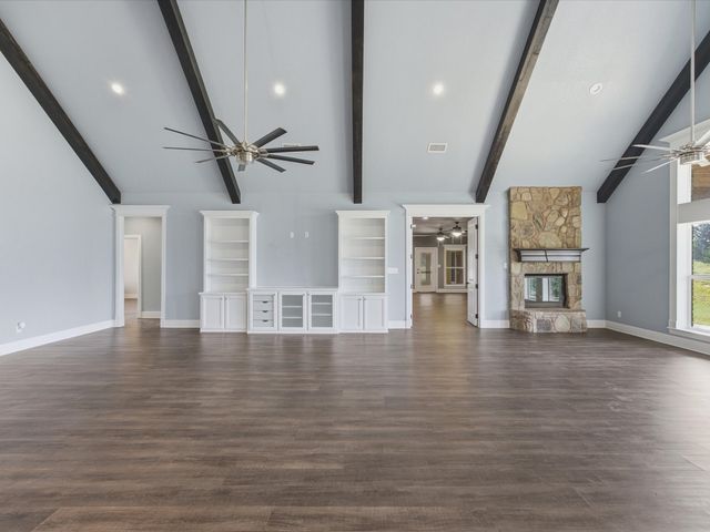 910 County Road 1111, Decatur, TX 76234