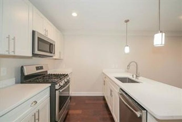 18 Johnson Ave. 2, Quincy, MA 02169