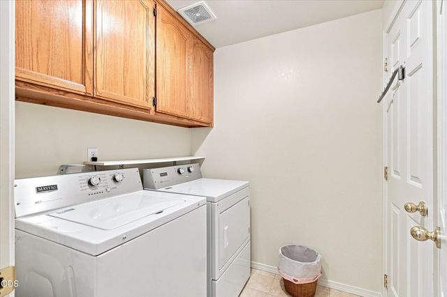 468 Westminster Drive, Eagle Point, OR 97524