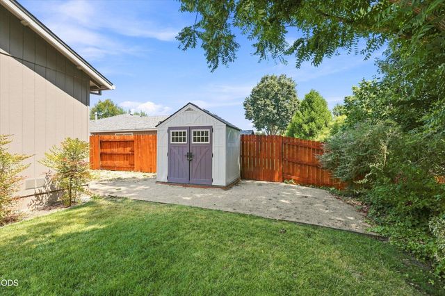 468 Westminster Drive, Eagle Point, OR 97524