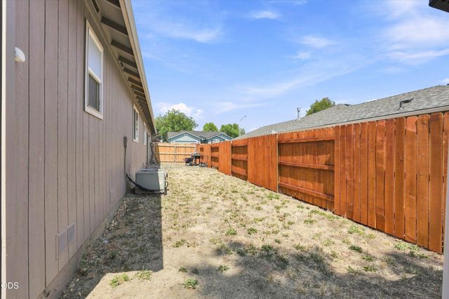 468 Westminster Drive, Eagle Point, OR 97524